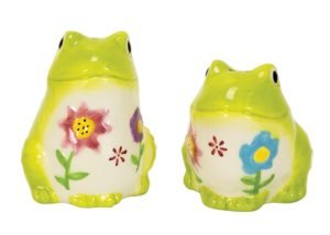 frogs with flowers salts and pepper shakers